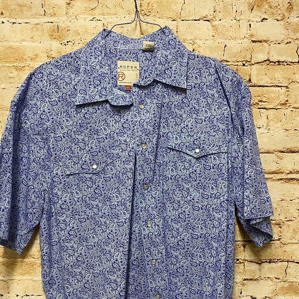Roper brand shortsleeved button down Size XL